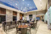Comfort Suites - Dodge City Hotels in Dodge City