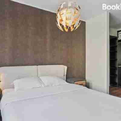 Modern Lux Apartment with Balcony in Luxembourg Rooms