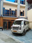 Hotel cm Palace - Pure Vegetarian