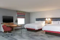 Hampton Inn & Suites Xenia Dayton - Pools