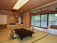 ホテル湯西川 のホテル