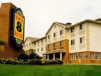 Super 8 by Wyndham Akron S/Green/Uniontown Oh Hotels in 