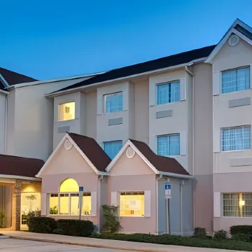 Microtel Inn & Suites by Wyndham Lady Lake/The Villages