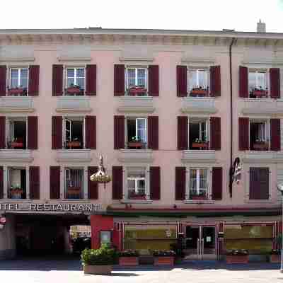 Hôtel de la Couronne Hotel Exterior