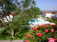 King's House Hotel Resort - Pools