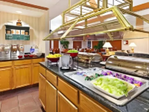 เรสซิเดนซ์อินน์ บาย แมริออท ออสติน ราวด์ร็อค/เดลล์เวย์