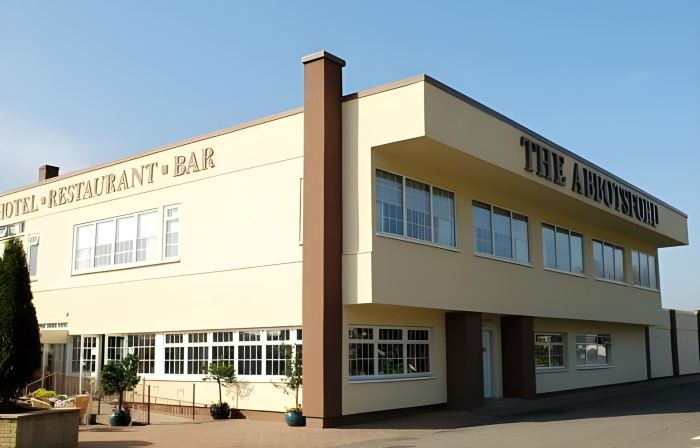Abbotsford Hotel