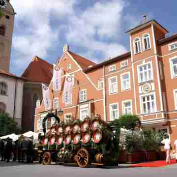 Hotel Zum Erdinger Weißbräu Hotel Exterior