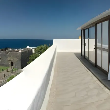 Isla Baja Suites