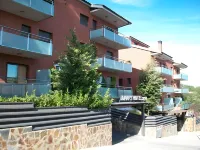 Aparthotel del Golf Hotels near Torrent de Can Belasc