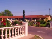Chardonnay Lodge