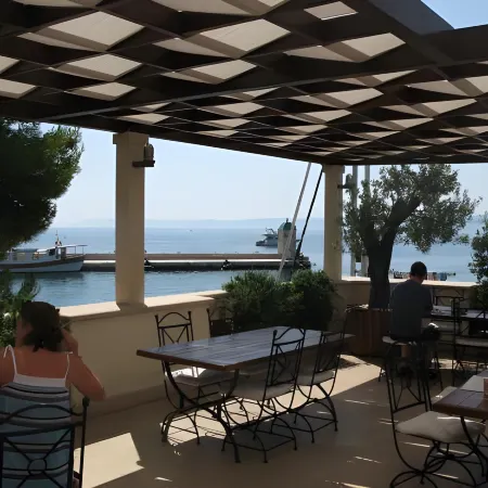 Newly Renovated Hotel Kastil