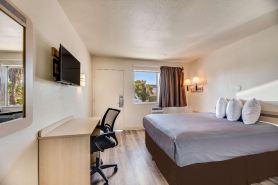 Econo Lodge Stockton Near I-5 Fairgrounds