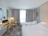 Novotel Aix-en-Provence Pont-De-l'Arc Fenouillères Hotels in Gardanne