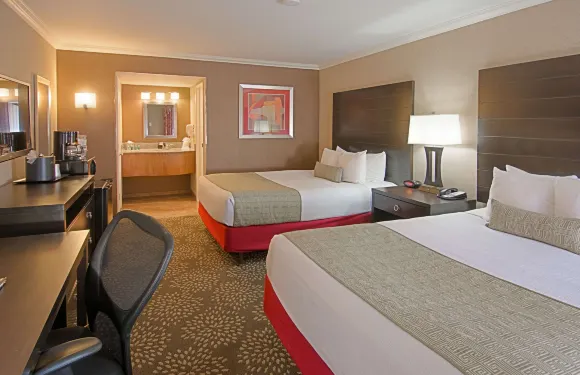 尤馬購物中心貝斯特韋斯特套房酒店