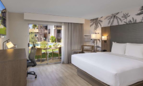 Best Western Plus Pepper Tree Inn