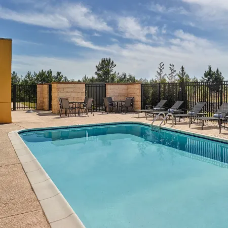 Fairfield Inn & Suites Locust Grove I-75 South