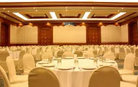 Suntara Wellness Resort & Hotel فنادق في تشاتشوينغساو