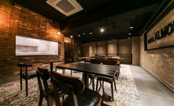 Changwon Jinhae Almond Hotel