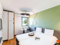 Ibis Évora Hotele w: Horta das Figueiras