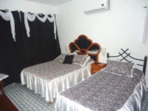 Apartamento Privado. Hostal Gina y Francis Hoteles en Holguín