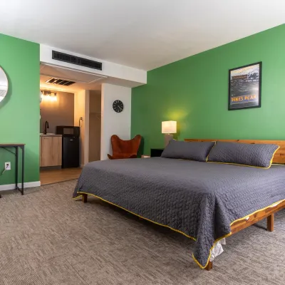 Modern Motel Hotels near Colorado College