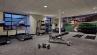 Graduate by Hilton Bloomington - Gym