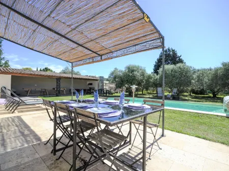 L'Oliveraie Отели в г. 'Воклюз