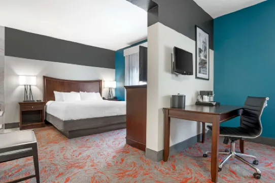 Best Western Plus Daphne Inn  Suites