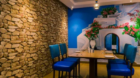 Hotel Gulmohar Grand Отели в г. Джорхат