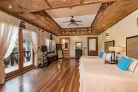 Ocean View Villa with Pool Chef Butler Hotels near Hoyo azul