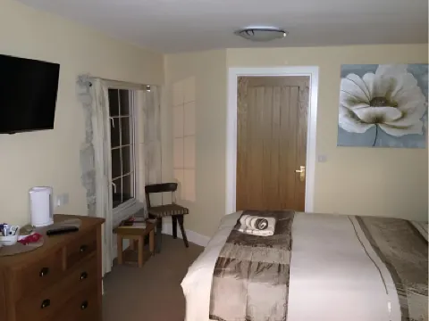 Mildmay Arms Hotel di 