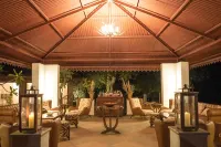 Aloof Jungle Lodge Hotel a Narlai