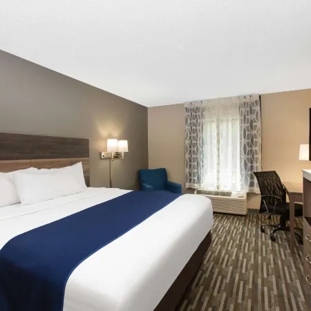 Days Inn & Suites by Wyndham Wisconsin Dells