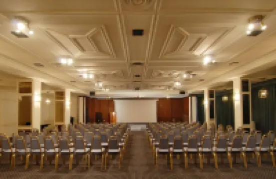 AQUILA RITHYMNA BEACH