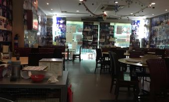 싱가포르 뉴 오키드 호텔(New Orchid Hotel) 2성급 호텔 스위트룸