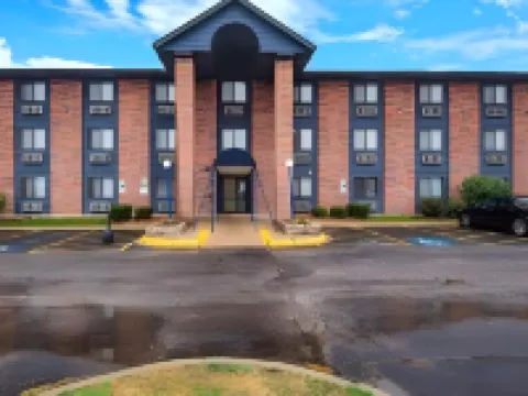 Motel 6 Elk Grove Village, IL - O'Hare Hotels in Elk Grove Village