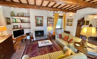 Spoleto Country Park Sleeps 28 with Activities Area, Kiddies Area, Pool, Games