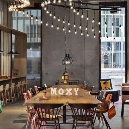 Moxy Bern Expo