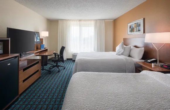 拉夫蘭柯林斯堡萬楓酒店及套房