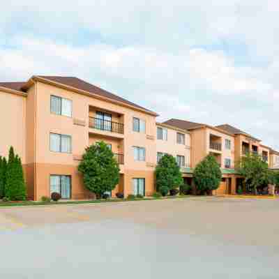 コートヤード・バイ・マリオット・スプリングフィールド Hotel Exterior