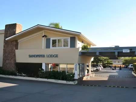 Sandpiper Lodge - Santa Barbara