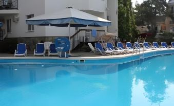 Roza Vetrov Hotel