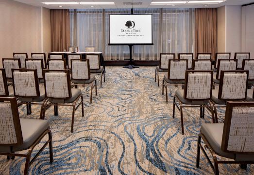 5. 더블트리 바이 ..