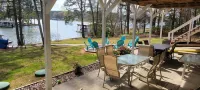 Beautiful Lake Front in Quiet Cove, Convenient to Boat Ramp, Dining & Shopping