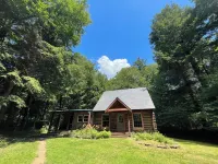 Hickory Creek Haven-Creekside Log Cabin-Allegheny National Forest Pet Friendly! Hotels in Forest County