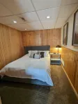 Private Beach Waterfront w/ Dock - Rock River Hideaway