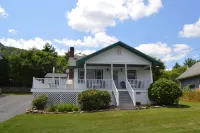 The Pea Pod - Deep Creek Lake