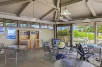 J200 - Closest Unit to Ocean, Corner Suite with Authentic Island Decor 2BD/2BA