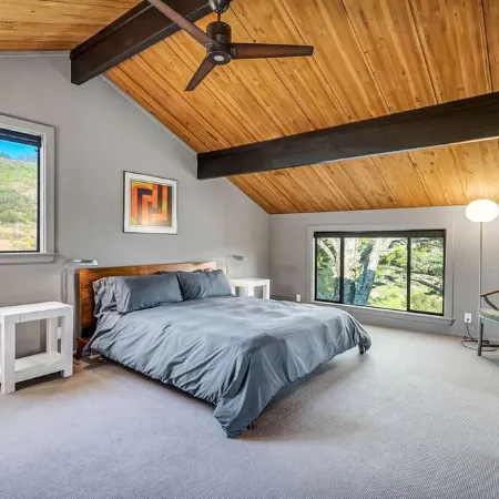 Wine Country Retreat between Sonoma & Napa Valleys